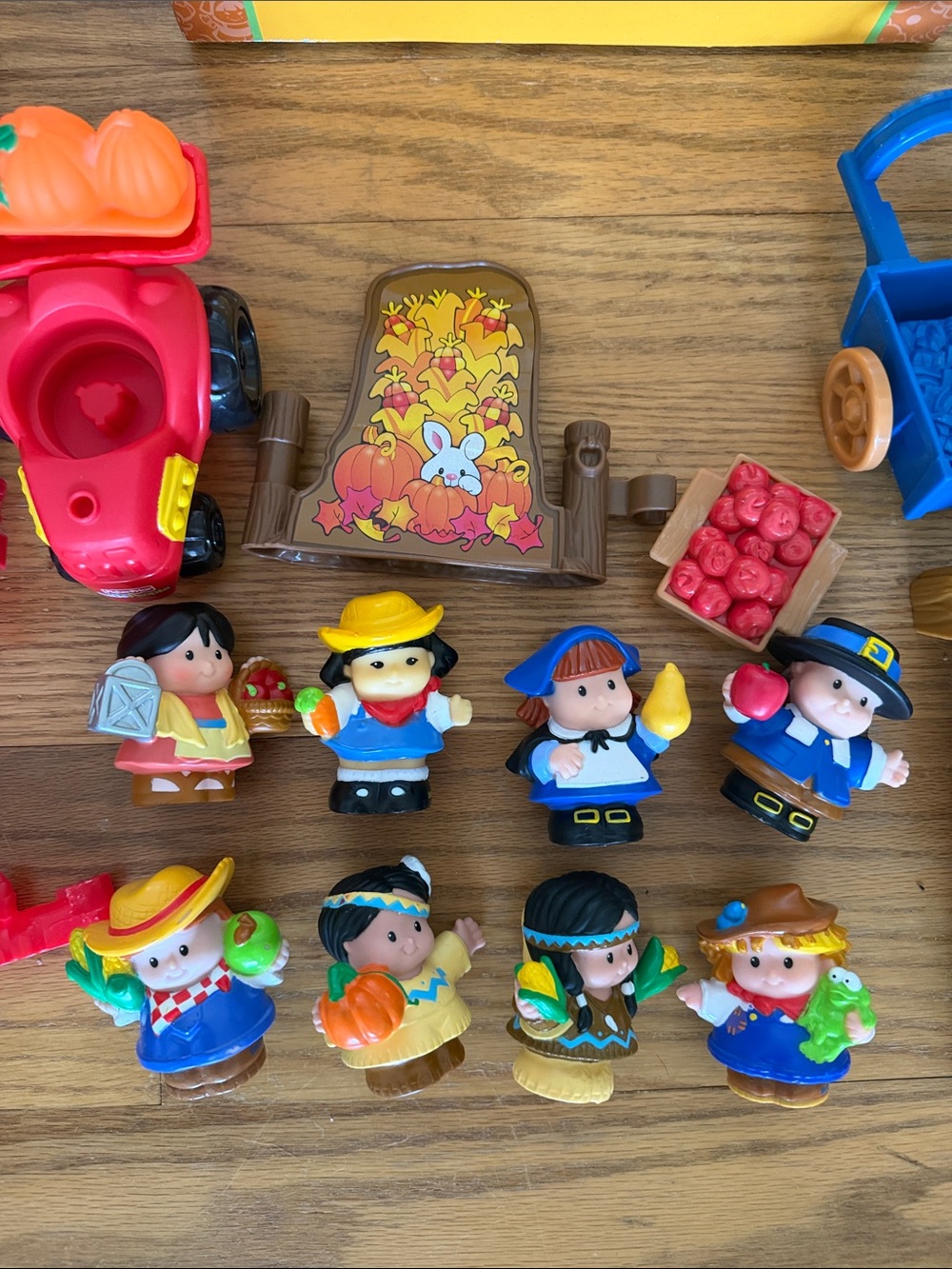 Fisher-Price Little People Thanksgiving and Fall Playsets - Multicolor - Picture 3 of 4